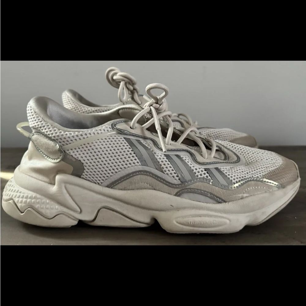 Adidas Ozweego Sneakers